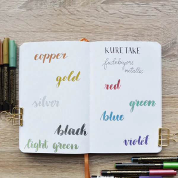 KuretakeZIGPenFudebiyoriMetallicSILVERBrushPen_3